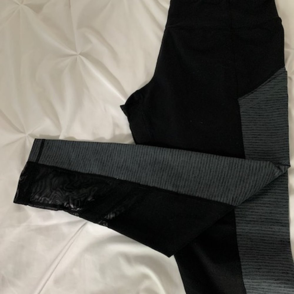 Zella size Large Yoga Pants